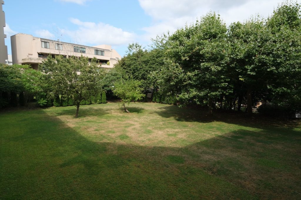 211-651 view